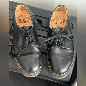 Dr. Martens Kids Black Leather Shoes with Yellow Stitching